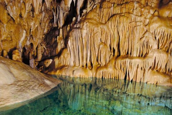 Atta-Höhle